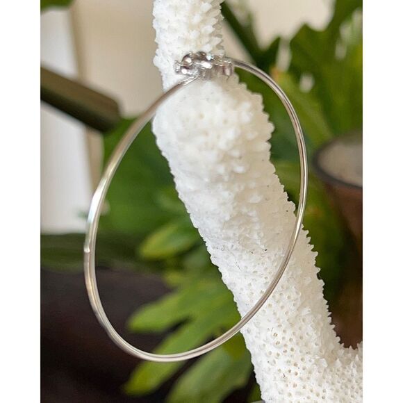 Ice Blossom Bracelet Swarovski Crystals Statement Bracelet - Picture 4 of 11